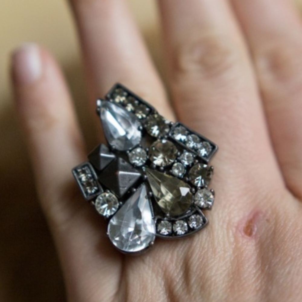 Juicy Couture Pyramid Crystal Cluster Ring Adjustable